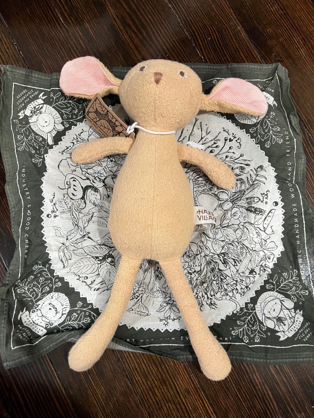 Annicke Mouse Vintage Hazel Village Doll